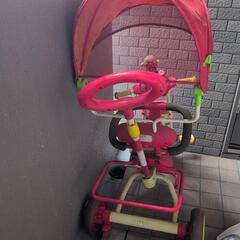 アンパンマン三輪車の画像