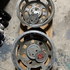 日産ディーゼル UD ホイールキャップ 2個
