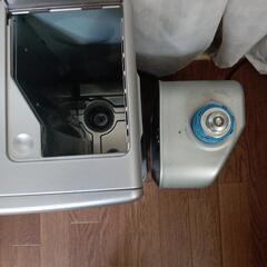 ★今が買い時★美品完動品★トヨトミの石油ファンヒーターLC-320シルバーお値打ちです★の画像