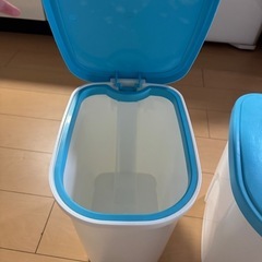 2日後処分予定ゴミ箱の画像