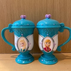 ディズニーオンアイス　かき氷ケース　ディズニープリンセス　アナと雪の女王　シンデレラの画像