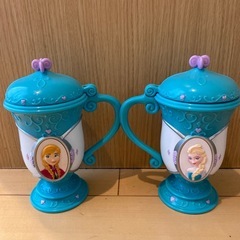 ディズニーオンアイス　かき氷ケース　ディズニープリンセス　アナと雪の女王　シンデレラの画像