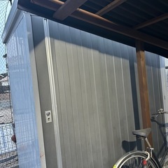 イナバ物置の画像