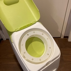 おむつ　ゴミ箱　アプリカの画像
