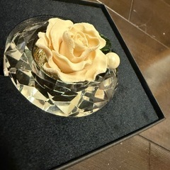 新品　クリスタルソープ　薔薇　白薔薇　ガラス花瓶　ダイヤモンドケース　ホワイトの画像