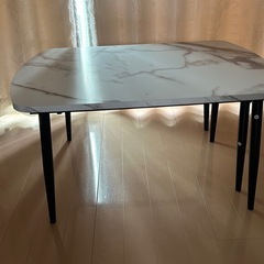 テーブルの画像