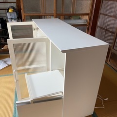 【値下げしました】食器棚の画像
