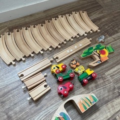 ブリオ BRIO 線路 車の画像