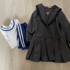 大分明星幼稚園の制服など
