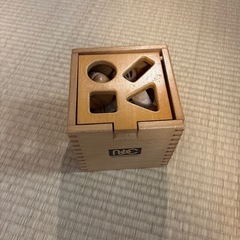 おもちゃ　知育玩具