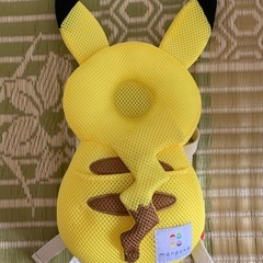 【美品　お値下げ！】ピカチュウ転倒防止クッションの画像