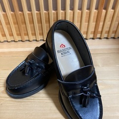 子供靴　18センチ