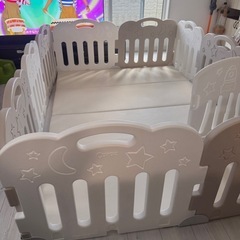 一年使用　ベビーサークル　caraz ※マットは付きません　の画像