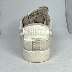 ナイキ ブレーザー LOW スエード ウィメンズシューズ　24.5cmの画像