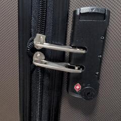 スーツケースの画像