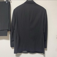 【定価6.5万】大きめ　ウール黒　シャドーストライプ　スーツ BELLUMOREの画像