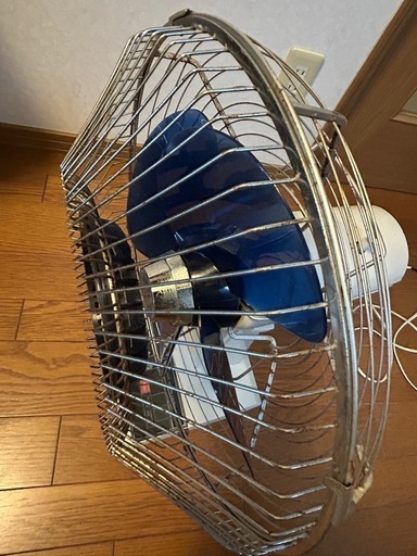 昭和レトロTOSHIBA 東芝DF-30W 扇風機首振り清掃済完動品 レトロ扇風機