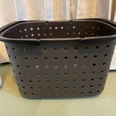 洗濯カゴ3つの画像