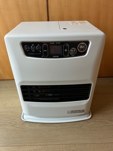 【美品】2022年製 石油ファンヒーター