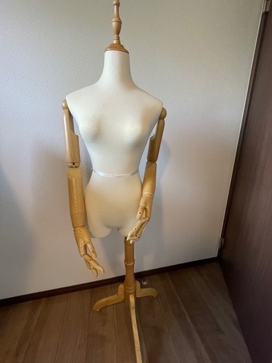 レディースアーム付きトルソー　マネキン