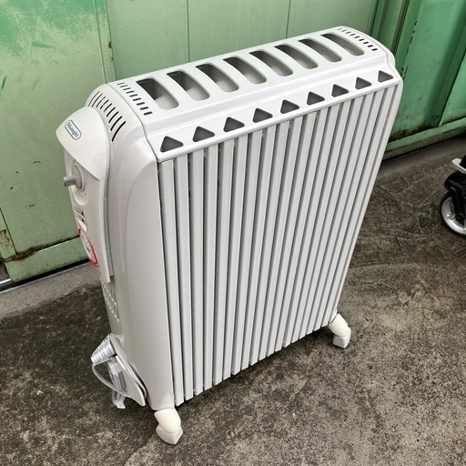 デロンギ　オイルヒーター　DeLonghi 動作OK