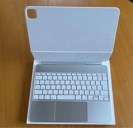 iPad Pro１３インチM4　Magic Keyboard