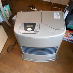 石油ファンヒーター　取りに来てくれればあげます。