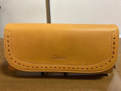 ダコタ長財布　新品