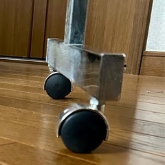 姿見　角度調整、キャスター付
の画像