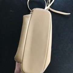 ショルダーバッグの画像