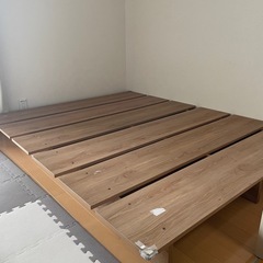 お譲り先決定
【無料】ベッドフレーム　ダブルサイズ