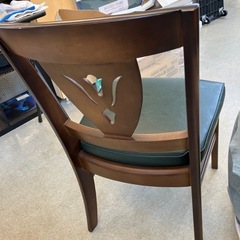 ☆値下げ☆　K2507-227 配送不可 アンティーク風 ダイニングチェア③ キズ汚れ有りの画像