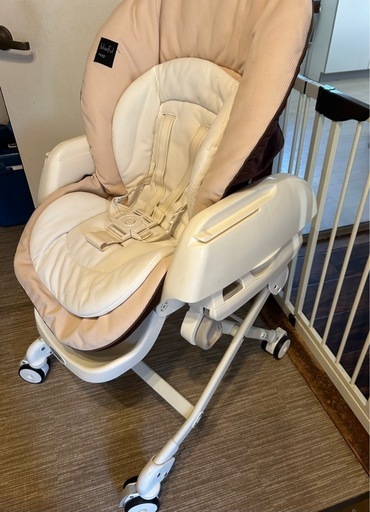 コンビ　ハイローチェア　中古