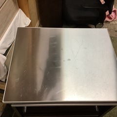 【リサイクルサービス八光】幅60㎝　フラップ　キッチンカウンター　キャスター付きの画像