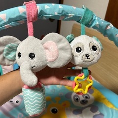 ベビージム　プレイマット　おもちゃ多数付の画像