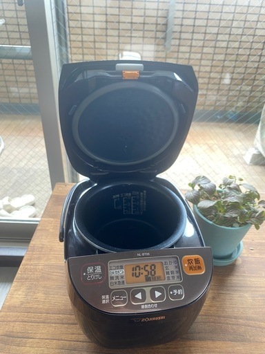 【2017年製】象印の炊飯器