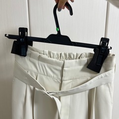 Noela ズボンの画像