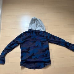 TOMMYメンズ シャツ(Mサイズ)の画像