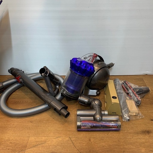ダイソン　掃除機　サイクロン　DC48