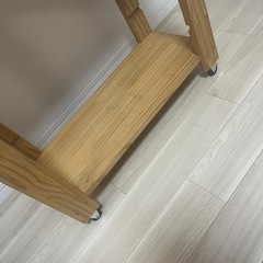 木製棚の画像