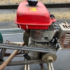 農機具　有光工業製品の動力噴霧機です。の画像