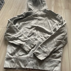 Levisフルジップパーカーの画像