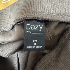 SHEIN(DAZY)ブラウンミディスカート(Mサイズ)の画像