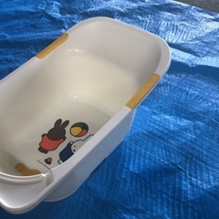 【終了】 
ミッフィー ベビーバス　　美品　