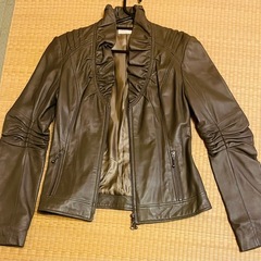 le.verafonna レディース　革ジャン　 フリル付きラム...
