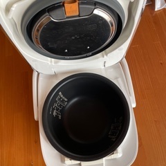 象印　圧力ＩＨ炊飯ジャー　極め炊き　鉄器コート豪熱羽釜の画像