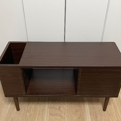 木目調サイドテーブルの画像