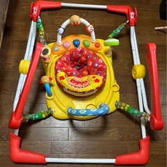 【値下げしました！】アンパンマンベビージャンパーの画像