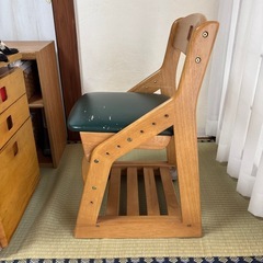 コイズミ　学習机椅子