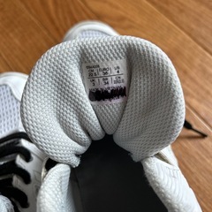 アシックス　バスケットボールシューズ　22.5の画像